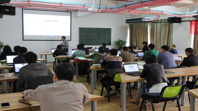 网络课程开发：揭秘高效制作流程