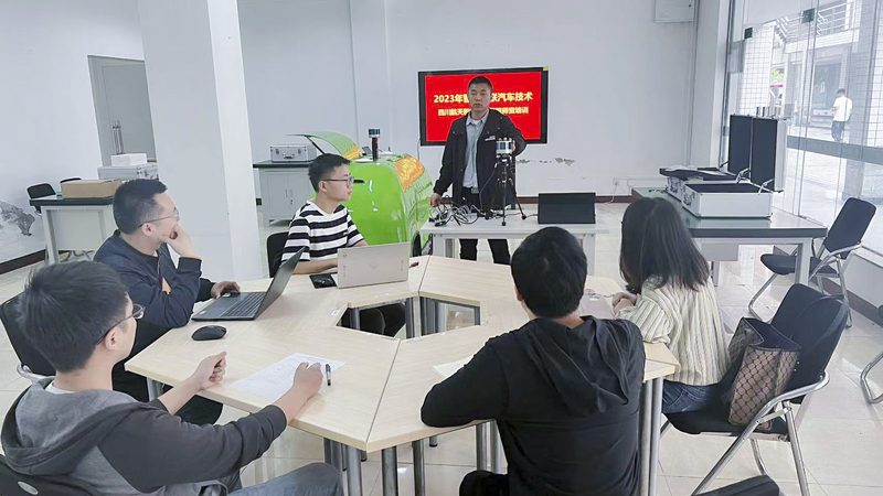 自考本科与专升本：社会认可度背后的差异解析